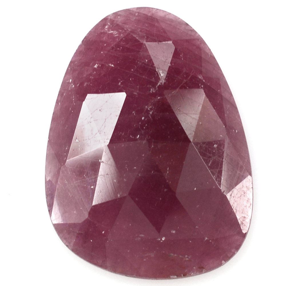 RUBY ROSE CUT IRREGULAR PEARISH CAB 20X15MM 12.73 Cts.